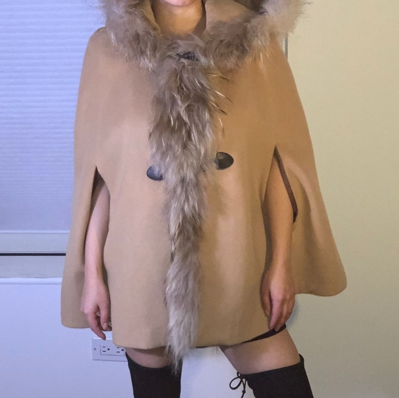 Camel fur poncho size small - Picture 7 of 9